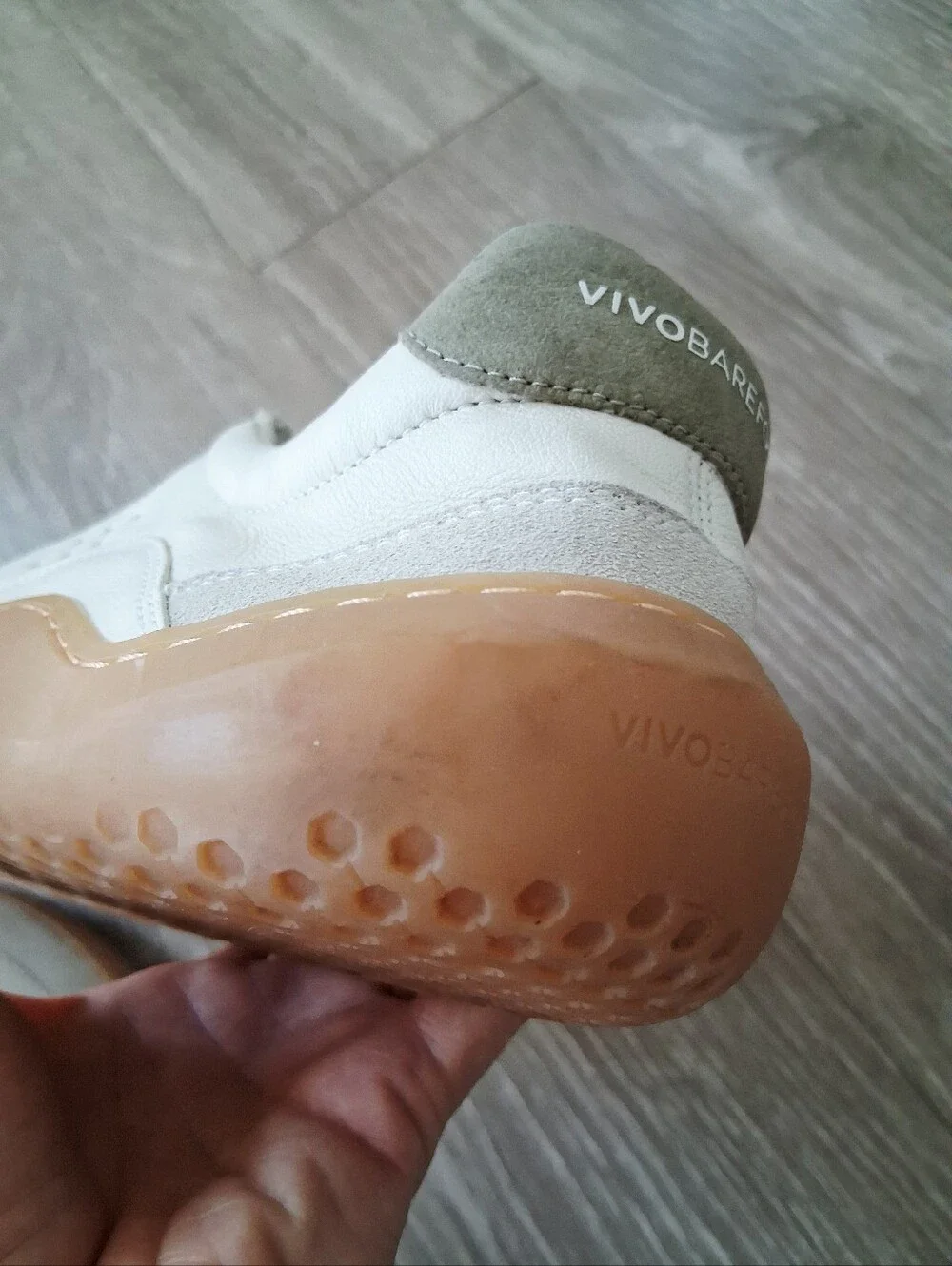 Vivobarefoot Gobi Leather Limestone Dusty Green Sneakers 46